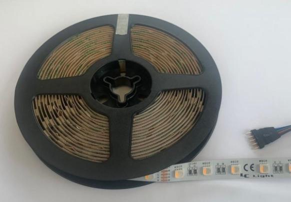 LC-Light - automatisch angeleg 5m LED Stripe 60SMD/m IP20 RGB+2700k , 24V LC-Light - automatisch angeleg 5m LED Stripe 60SMD/m IP20 RGB+2700k , 24V